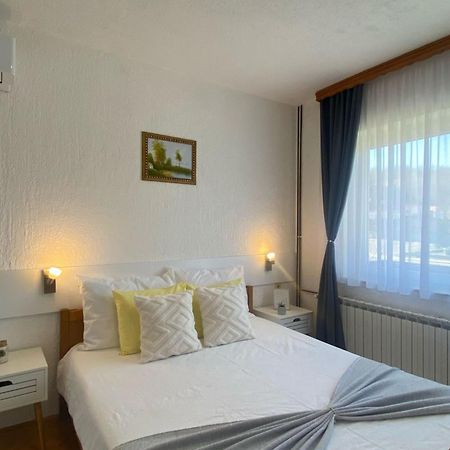 Hotel M&N Zafran Grabovac  Zewnętrze zdjęcie