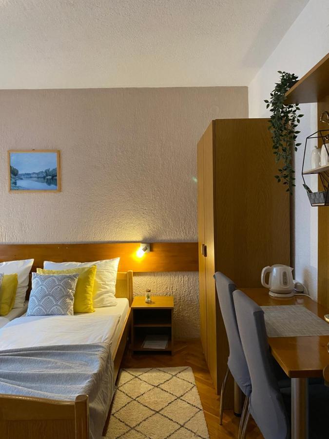 Hotel M&N Zafran Grabovac  Zewnętrze zdjęcie